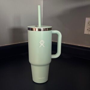 Hydro Flask Mint Green Tumbler with Handle and Straw